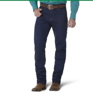 Wrangler Men’s Premium Performance Cowboy Cut Jeans